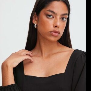 Elegant Black Women's Blouse